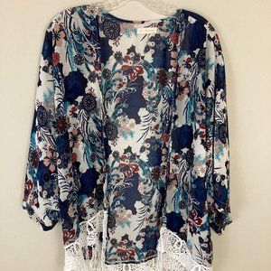 Rachael & Chloe Floral Kimono, small
